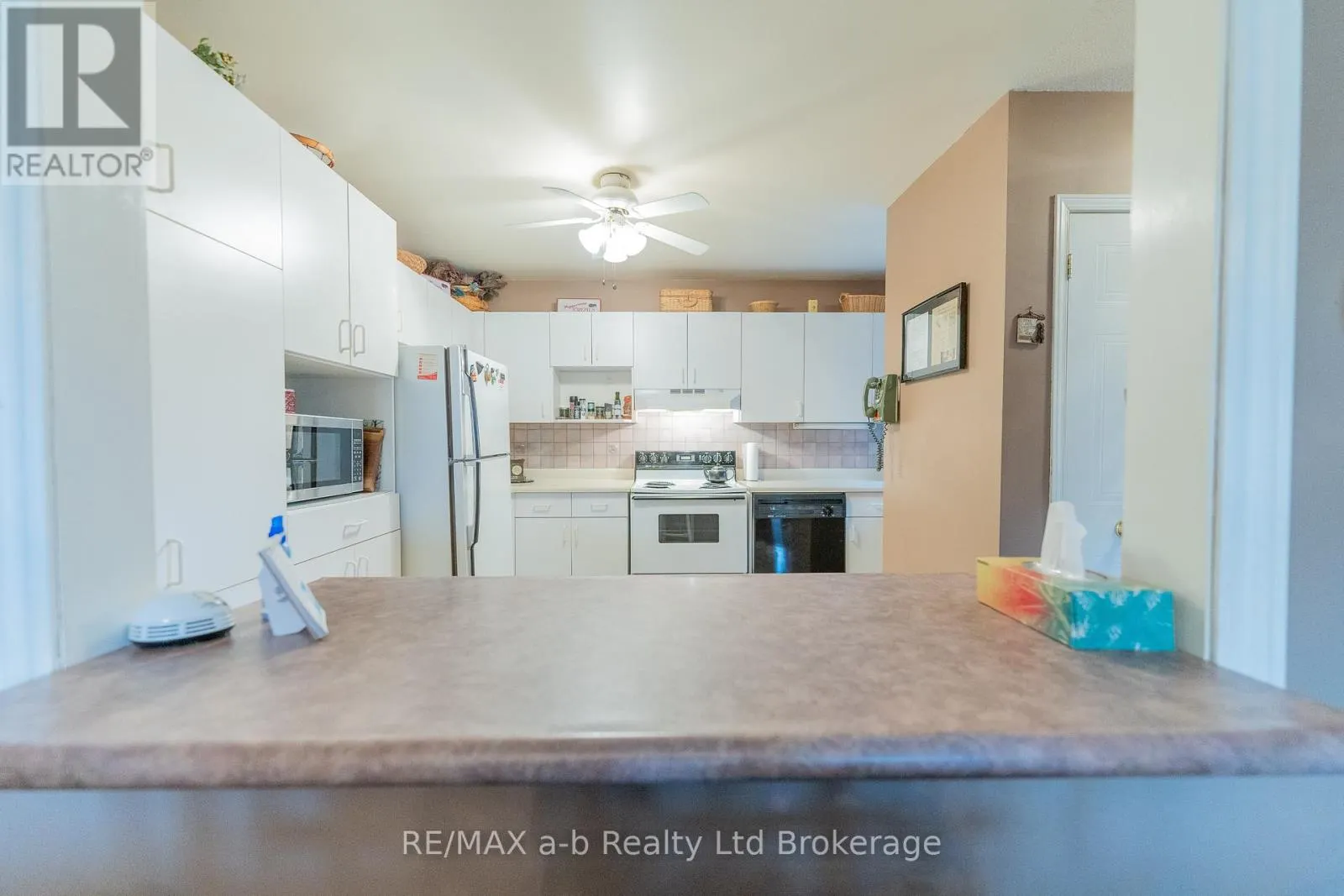 8 - 19 WREN COURT #8