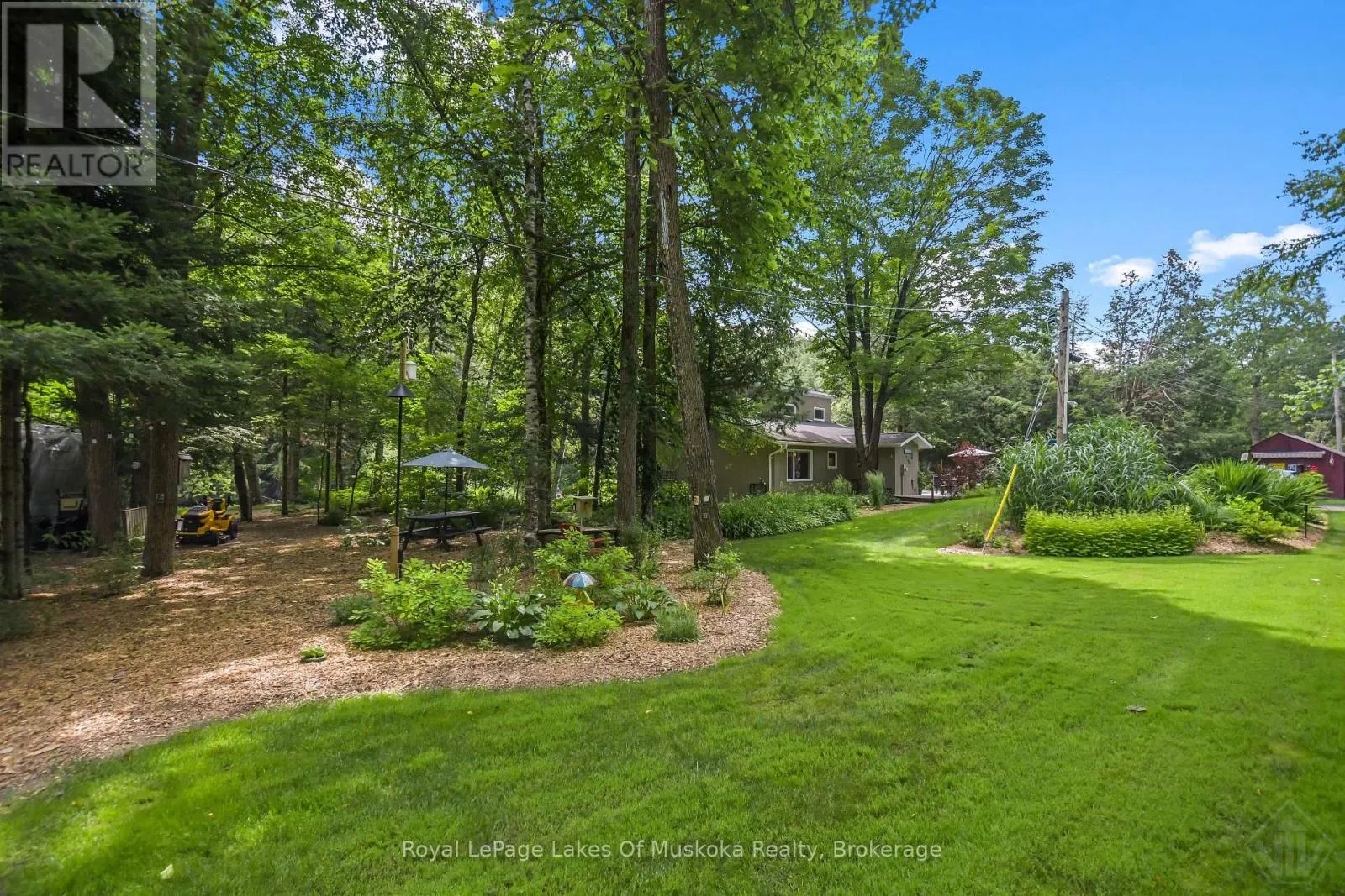 15 SUMMER LANE