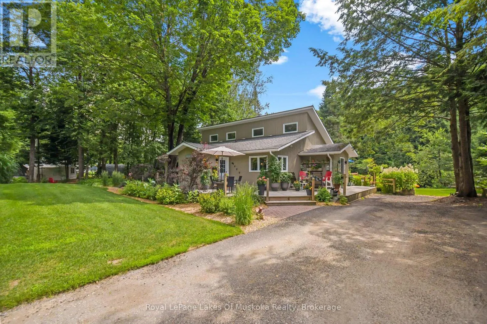 15 SUMMER LANE