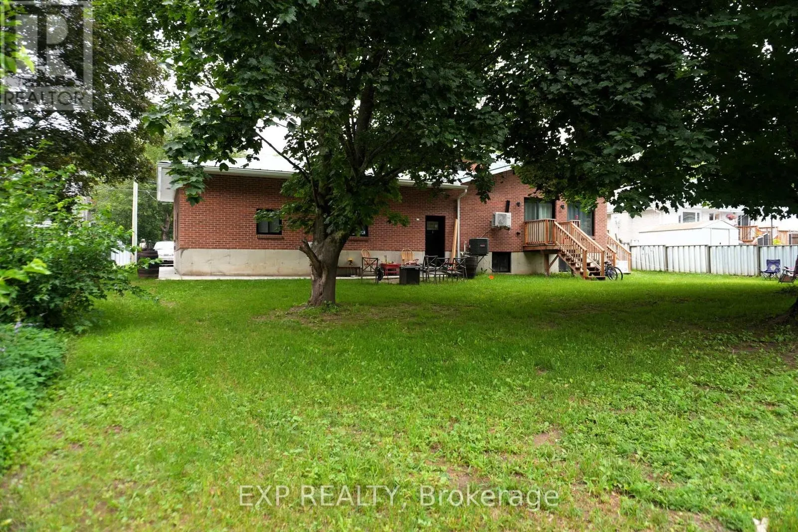 235 JAMES STREET W