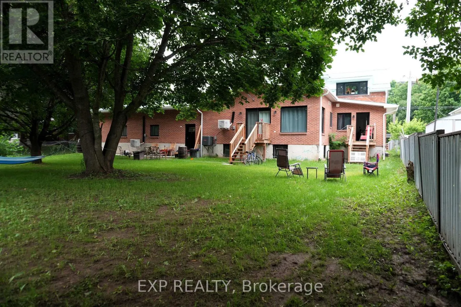 235 JAMES STREET W