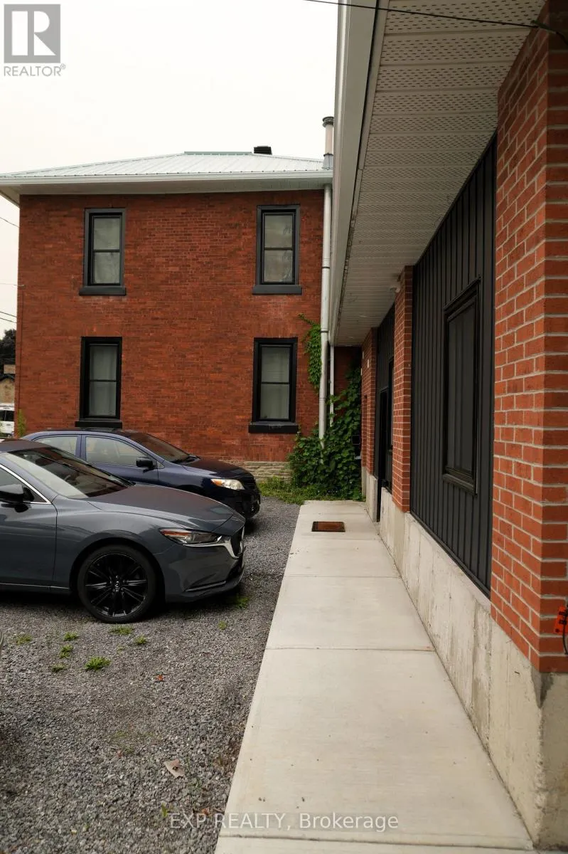 235 JAMES STREET W