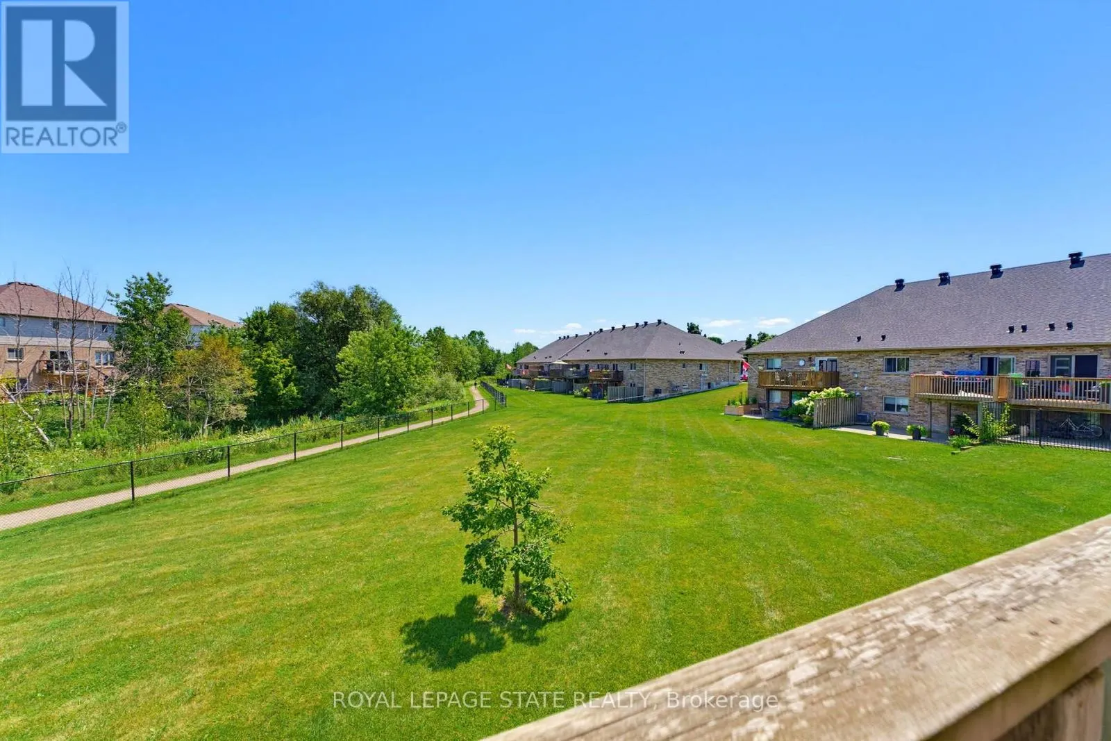 17 - 310 SOUTHBROOK DRIVE