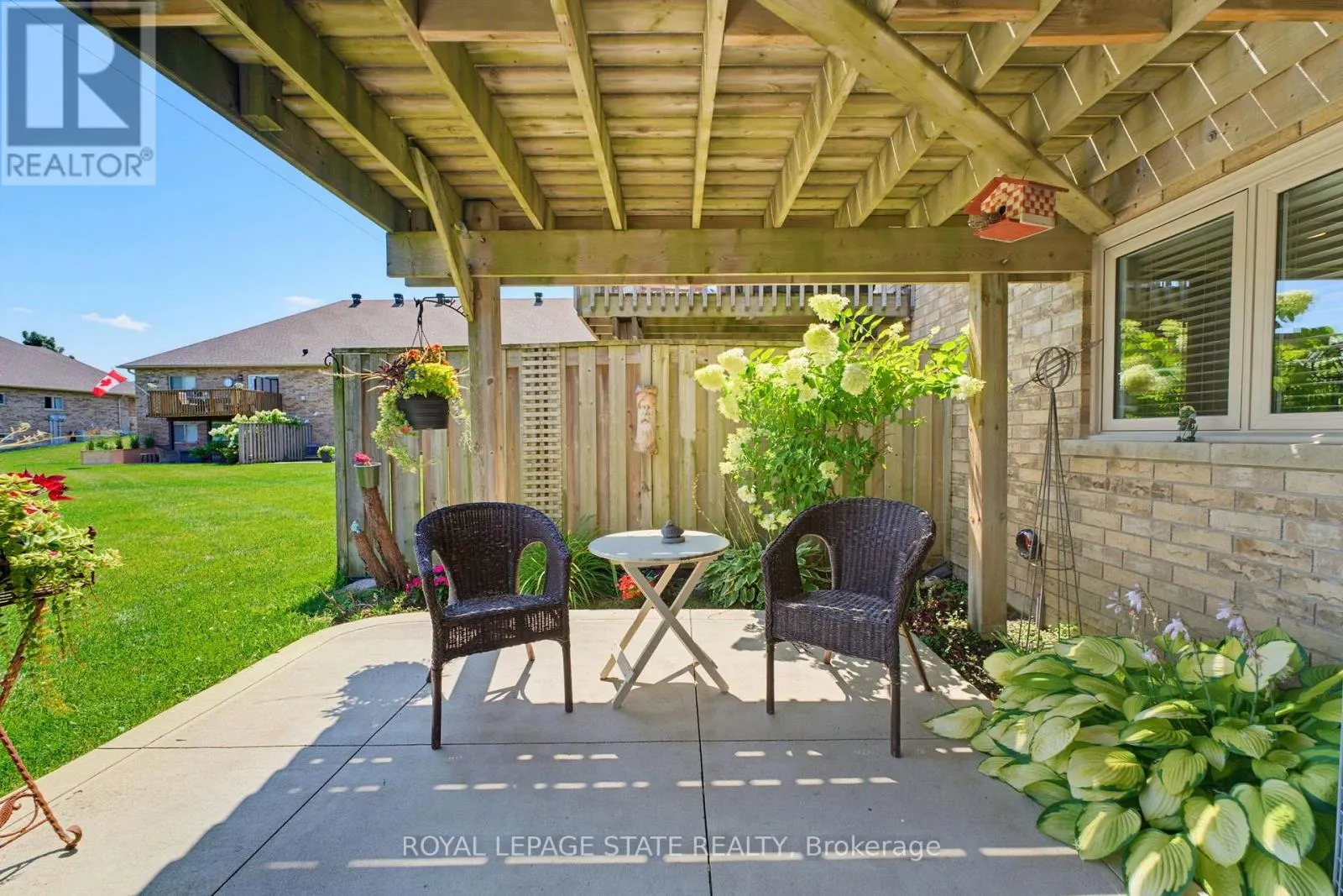 17 - 310 SOUTHBROOK DRIVE