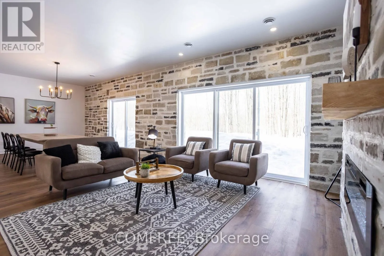 3244 PICHE ROAD