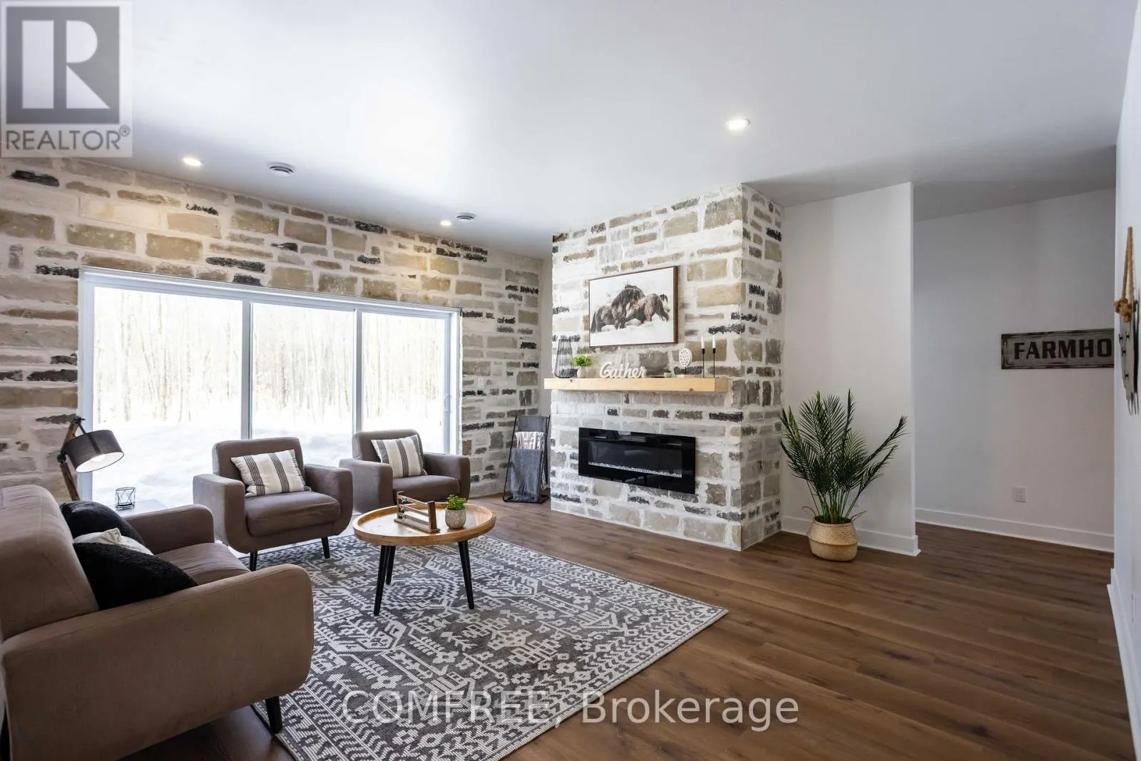 3244 PICHE ROAD