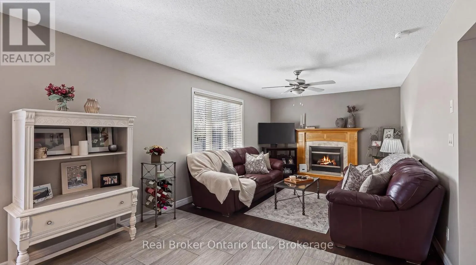 162 KINGFISHER AVENUE
