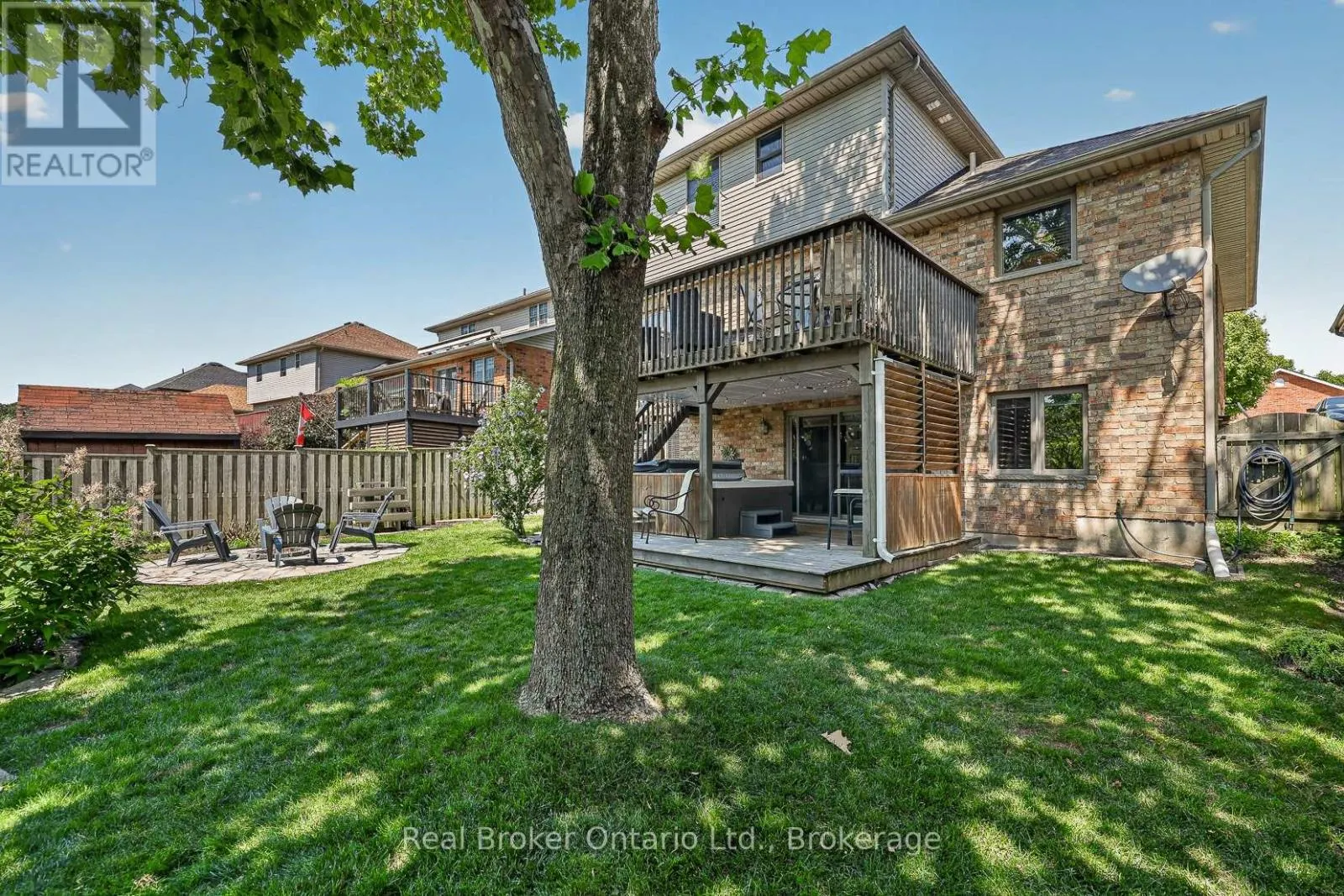 162 KINGFISHER AVENUE