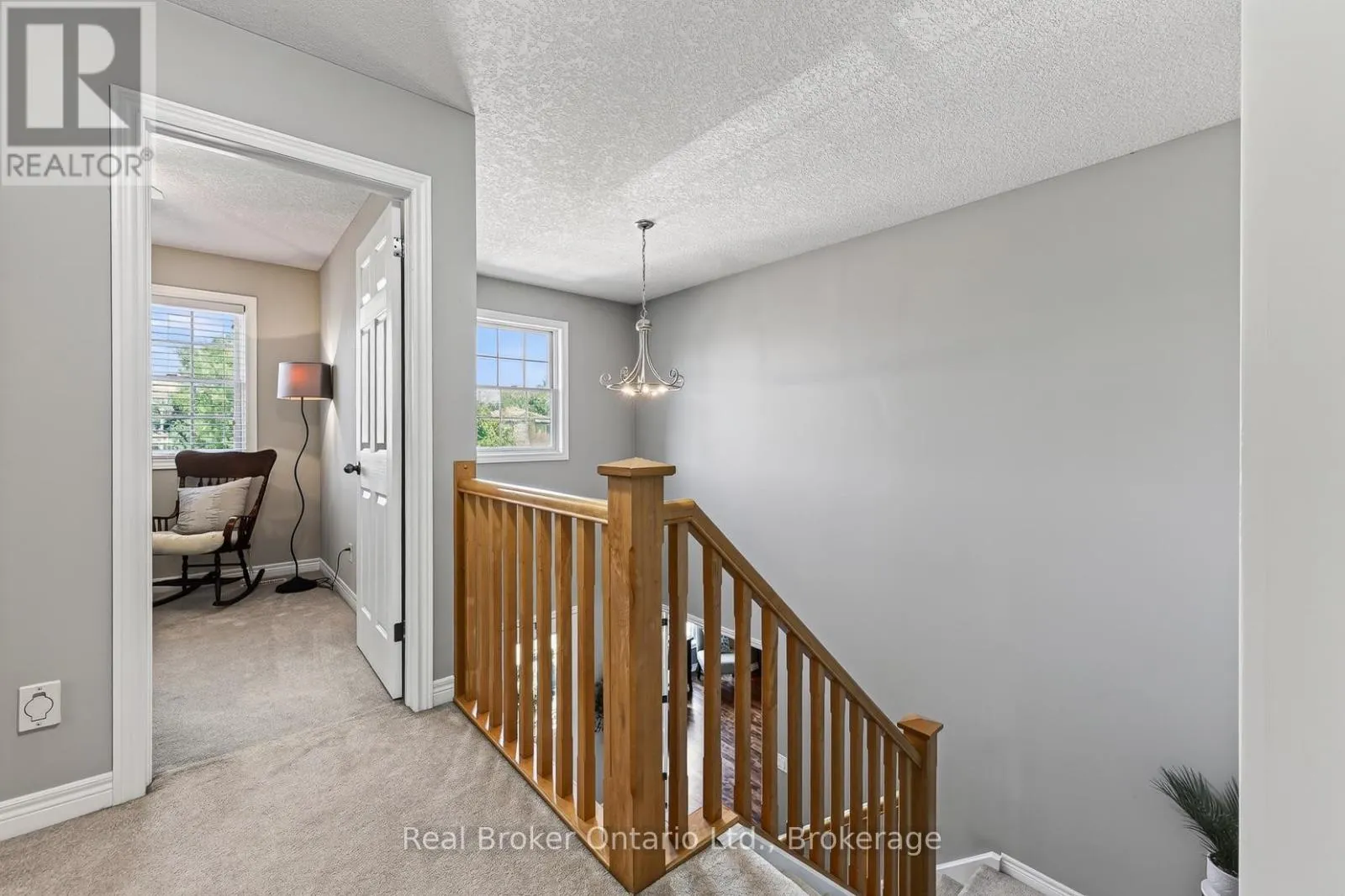 162 KINGFISHER AVENUE