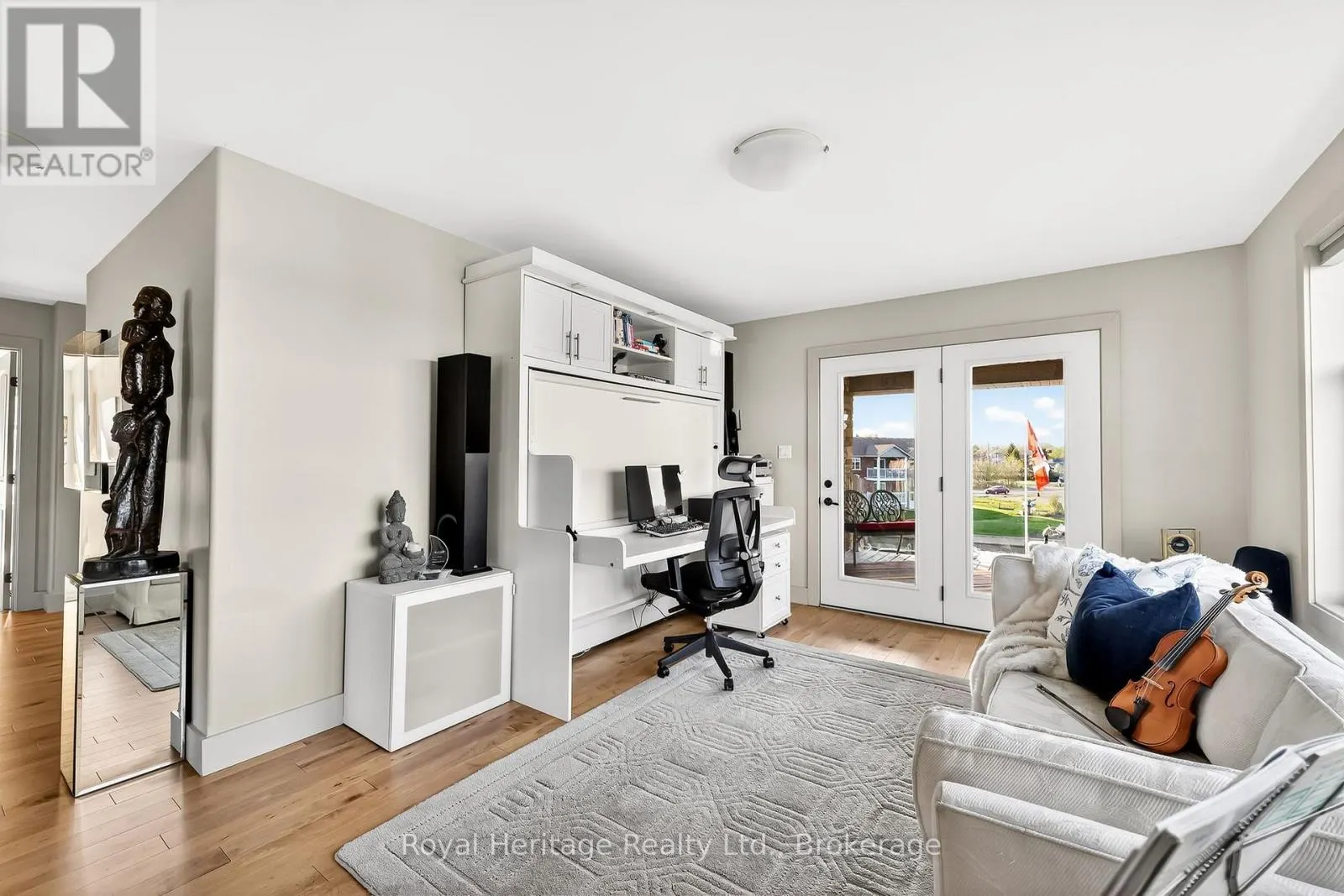 32 EDGEWATER DRIVE