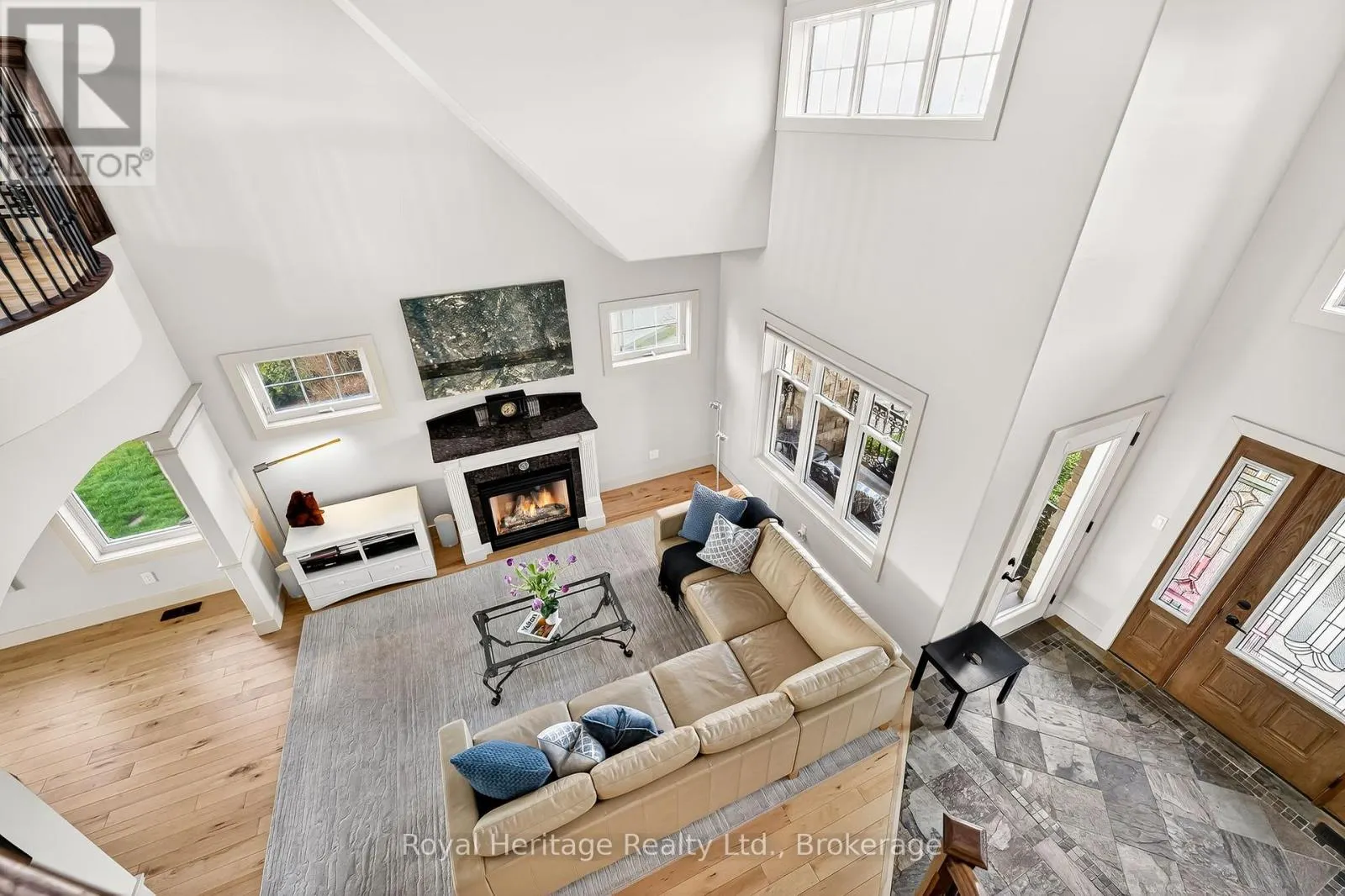 32 EDGEWATER DRIVE