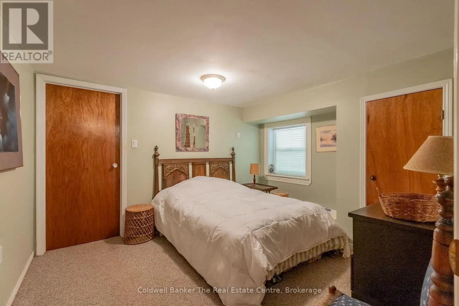 1077 MISTY LANE