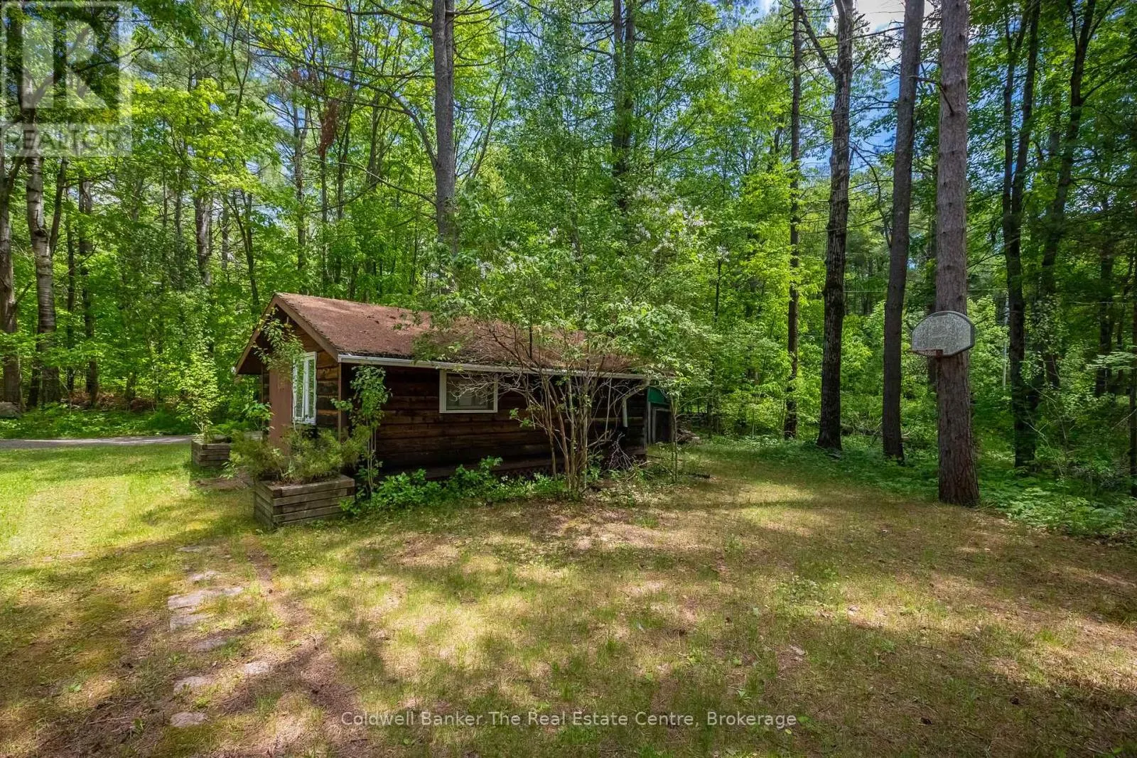1077 MISTY LANE