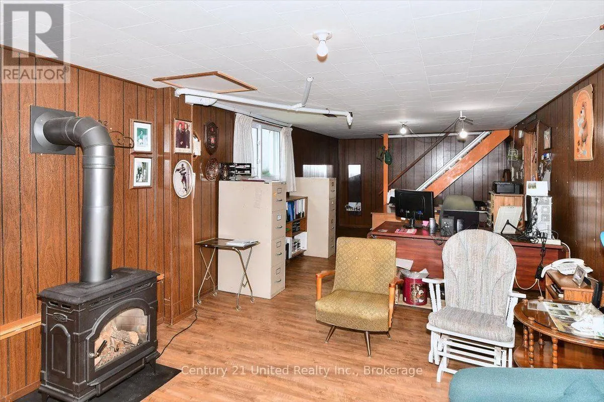 1541 COUNTY ROAD 4