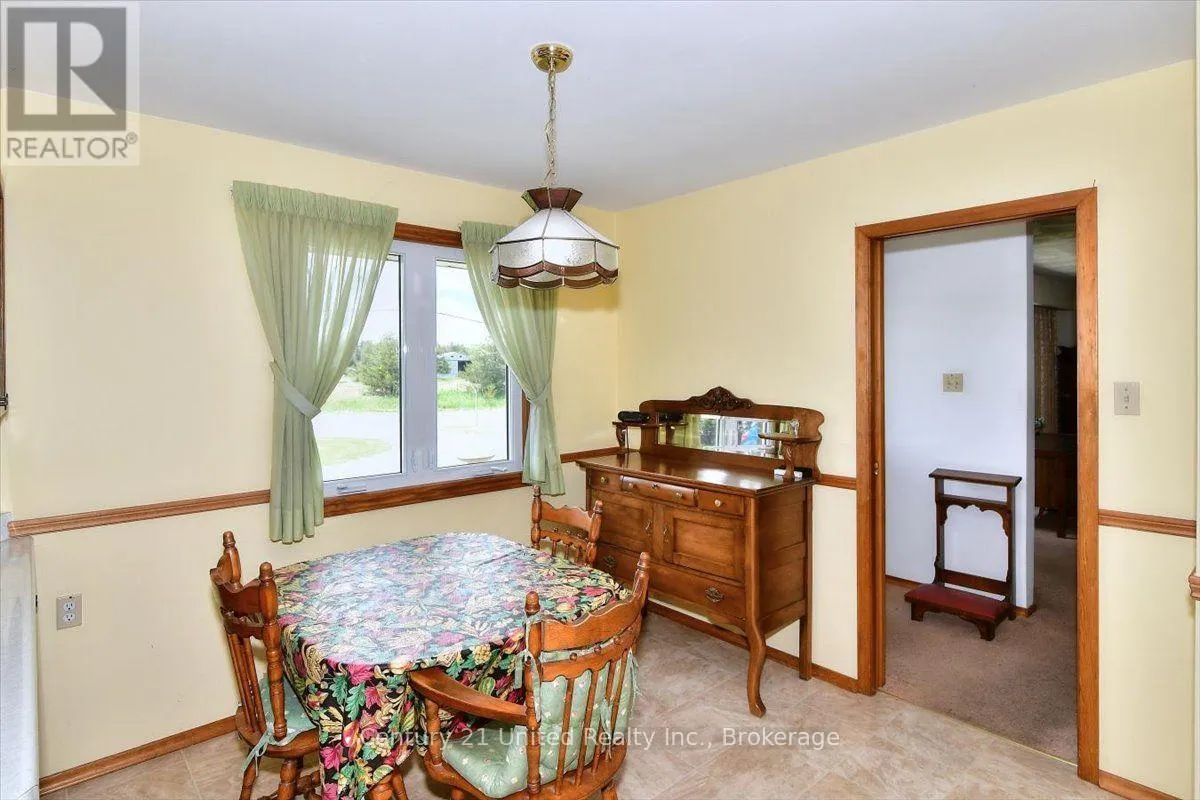 1541 COUNTY ROAD 4