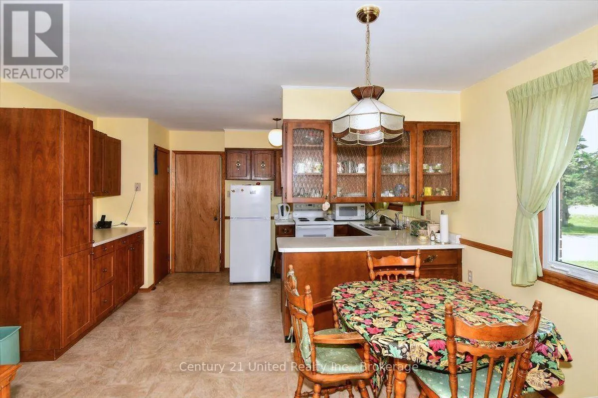 1541 COUNTY ROAD 4