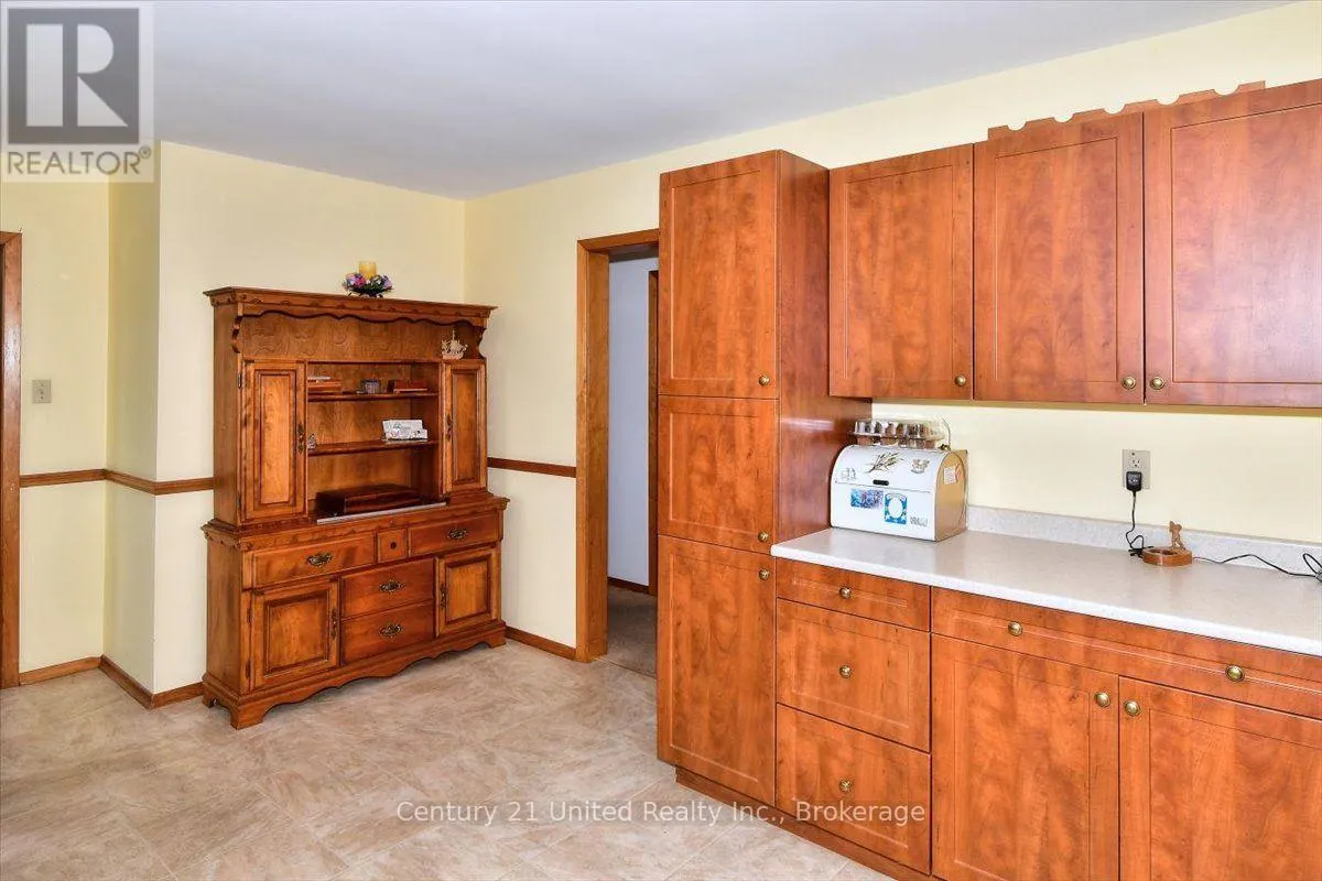 1541 COUNTY ROAD 4