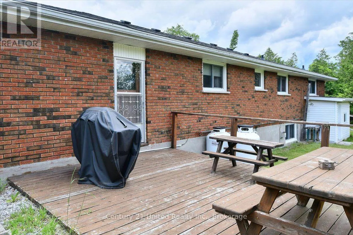 1541 COUNTY ROAD 4