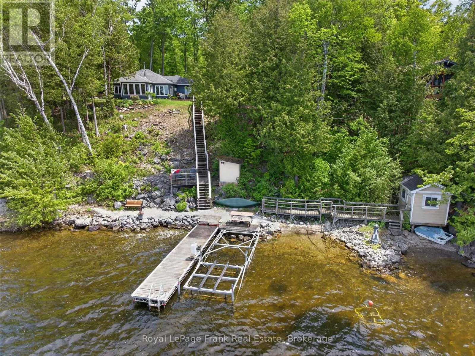 944 BIRCHCLIFF DRIVE