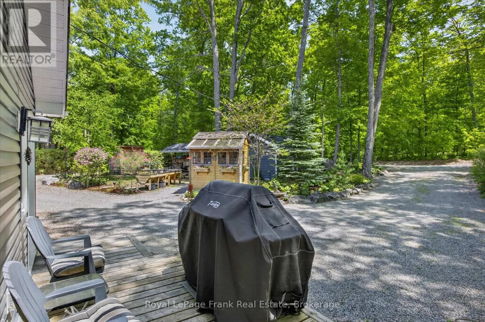 944 BIRCHCLIFF DRIVE
