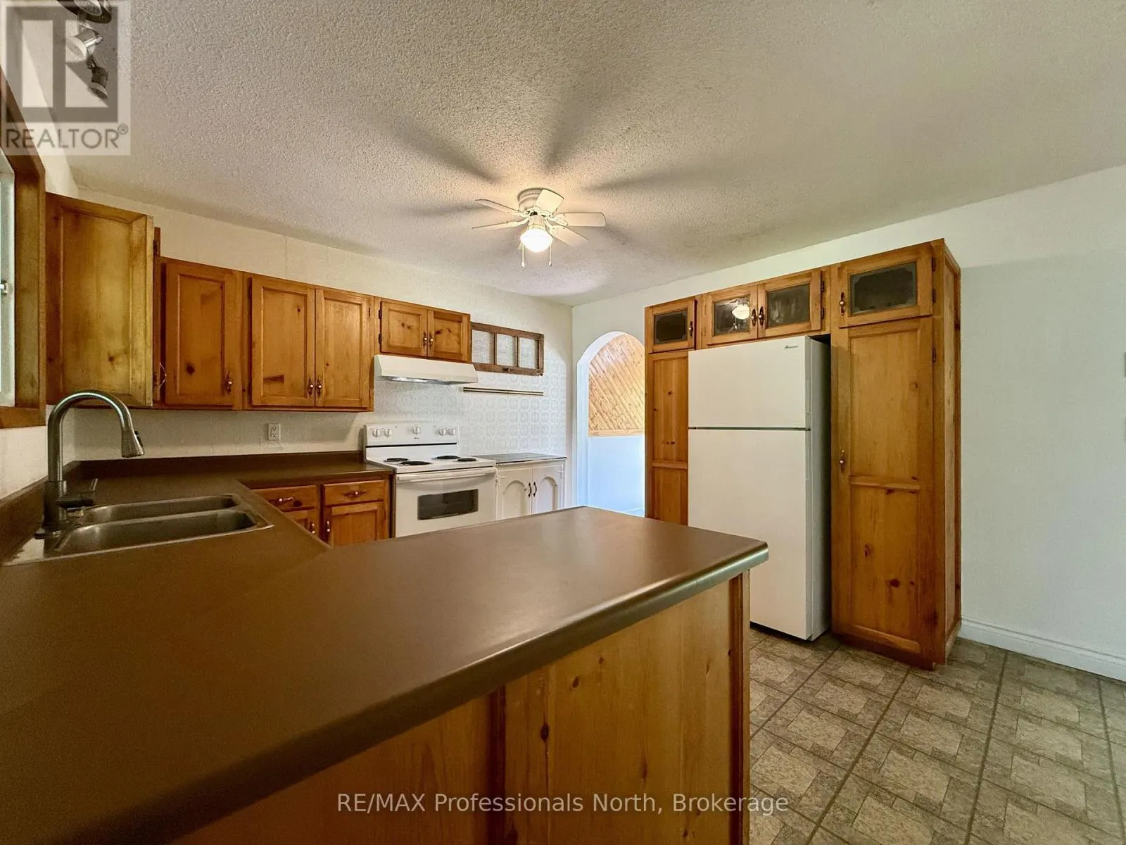 1125 FAIRY FALLS ROAD