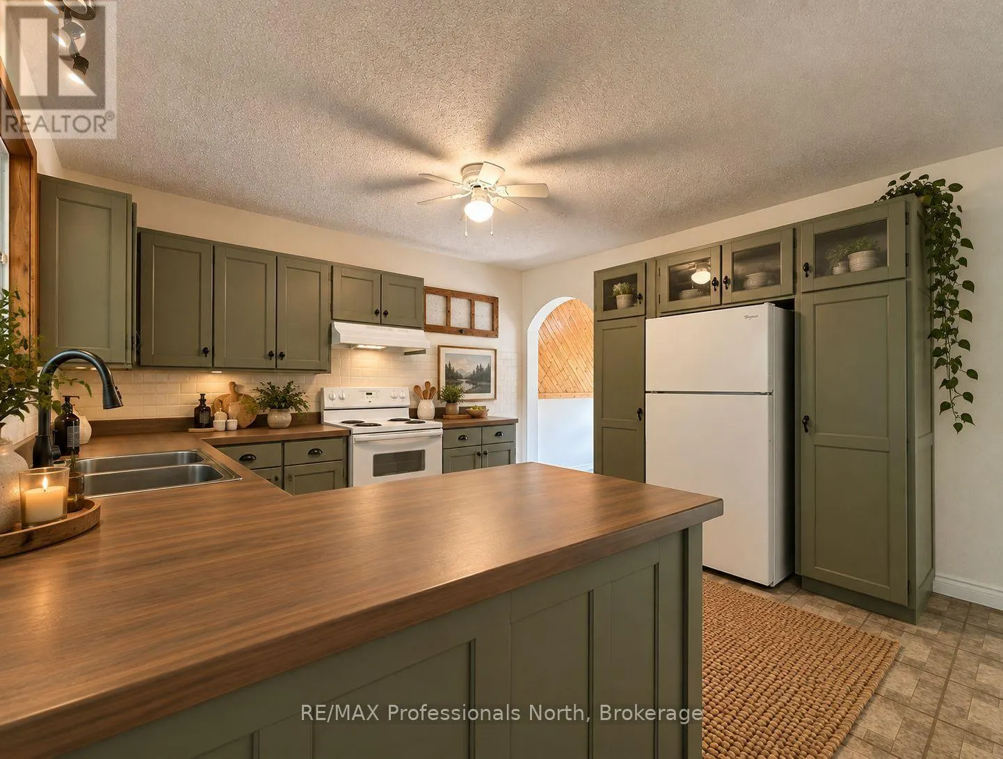 1125 FAIRY FALLS ROAD