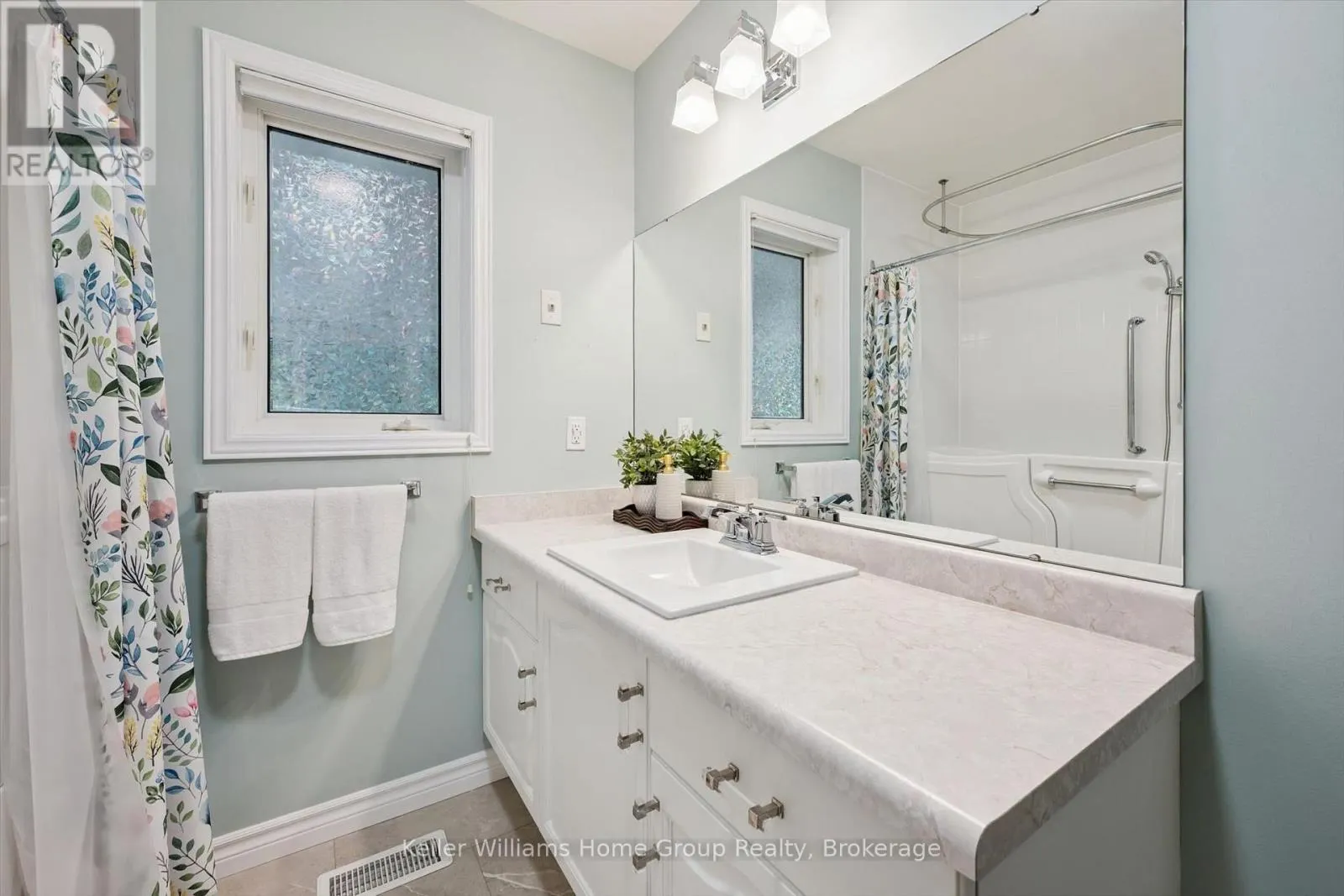 136 BRISTLECONE CRESCENT