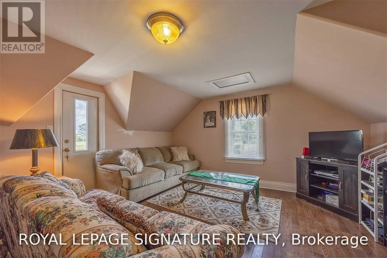 480 NEWBURGH ROAD