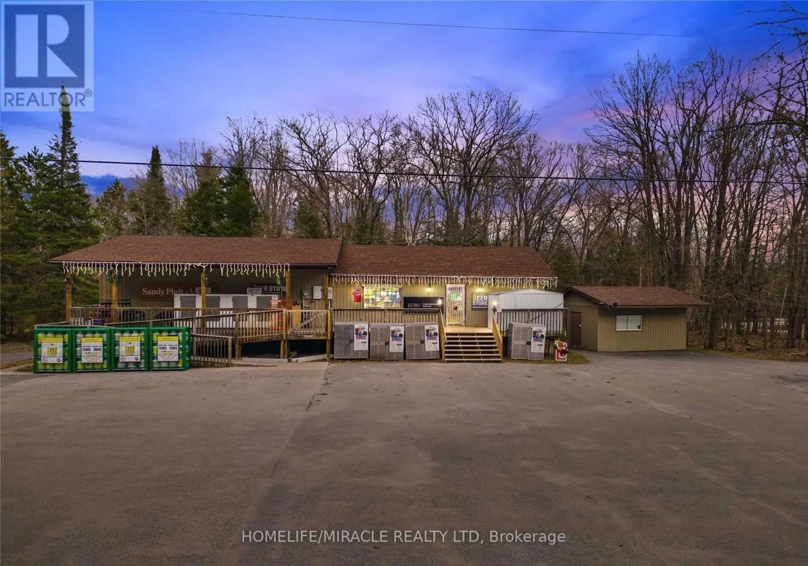 39 SANDY PLAINS ROAD N