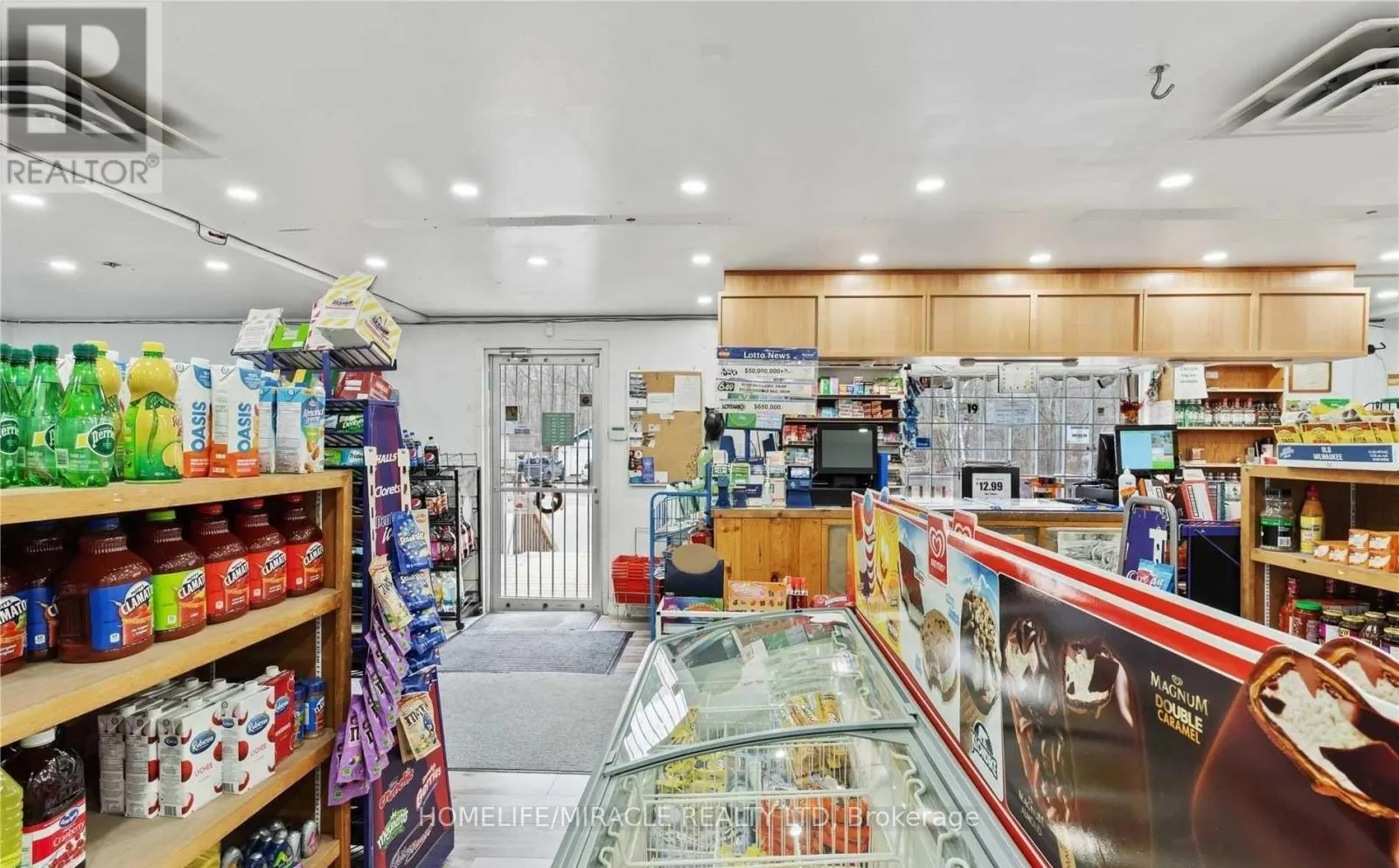 39 SANDY PLAINS ROAD N