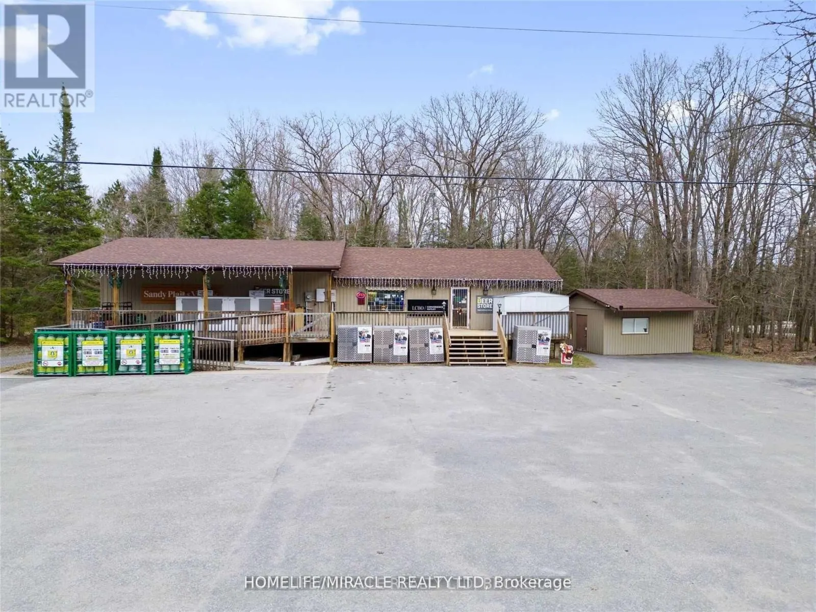 39 SANDY PLAINS ROAD N