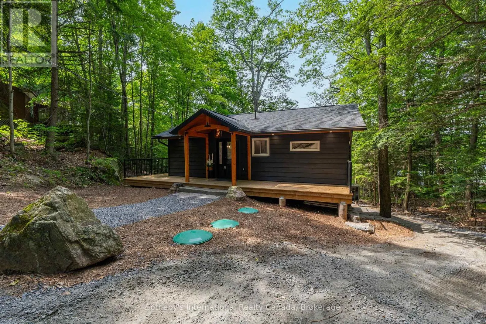 1023 STRACHAN POINT ROAD
