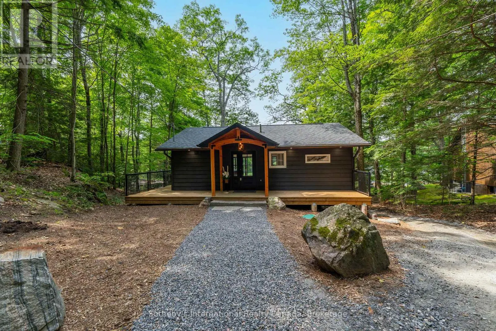 1023 STRACHAN POINT ROAD