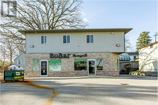 257 DUNDAS STREET N