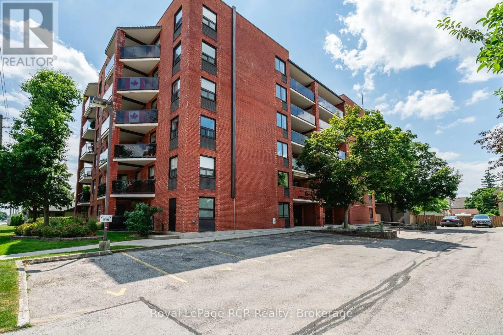 606 - 536 11TH AVENUE #606