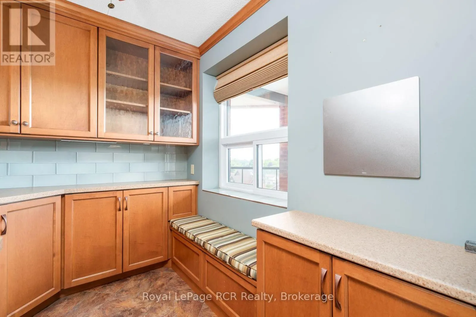 606 - 536 11TH AVENUE #606