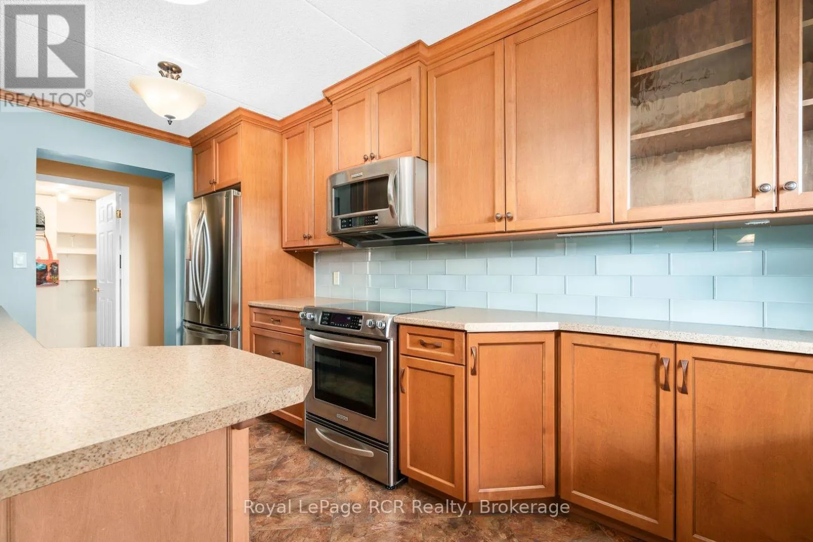 606 - 536 11TH AVENUE #606