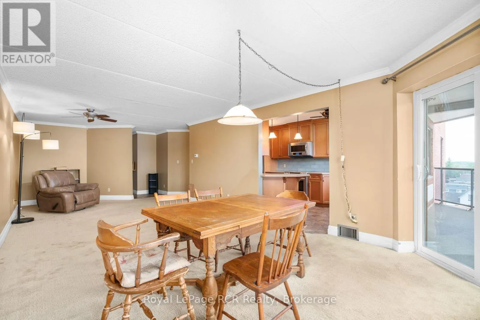 606 - 536 11TH AVENUE #606