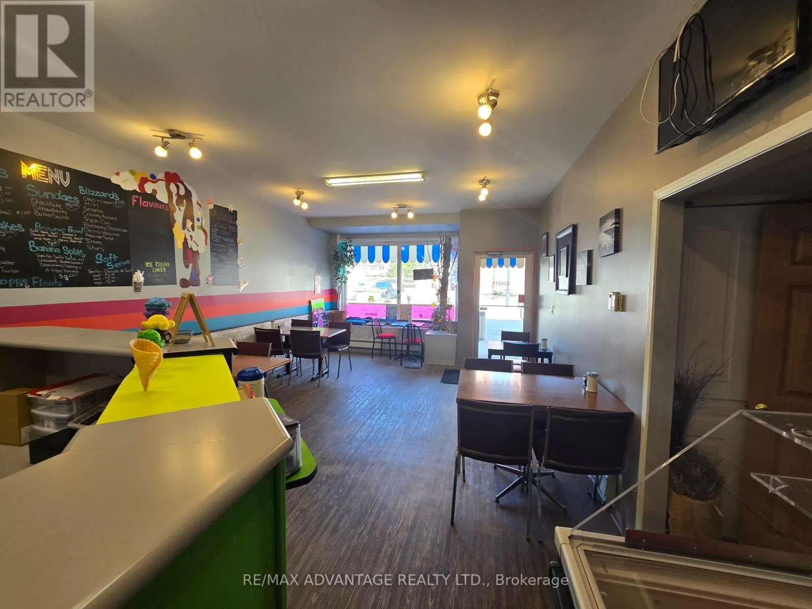 222 FURNIVAL ROAD