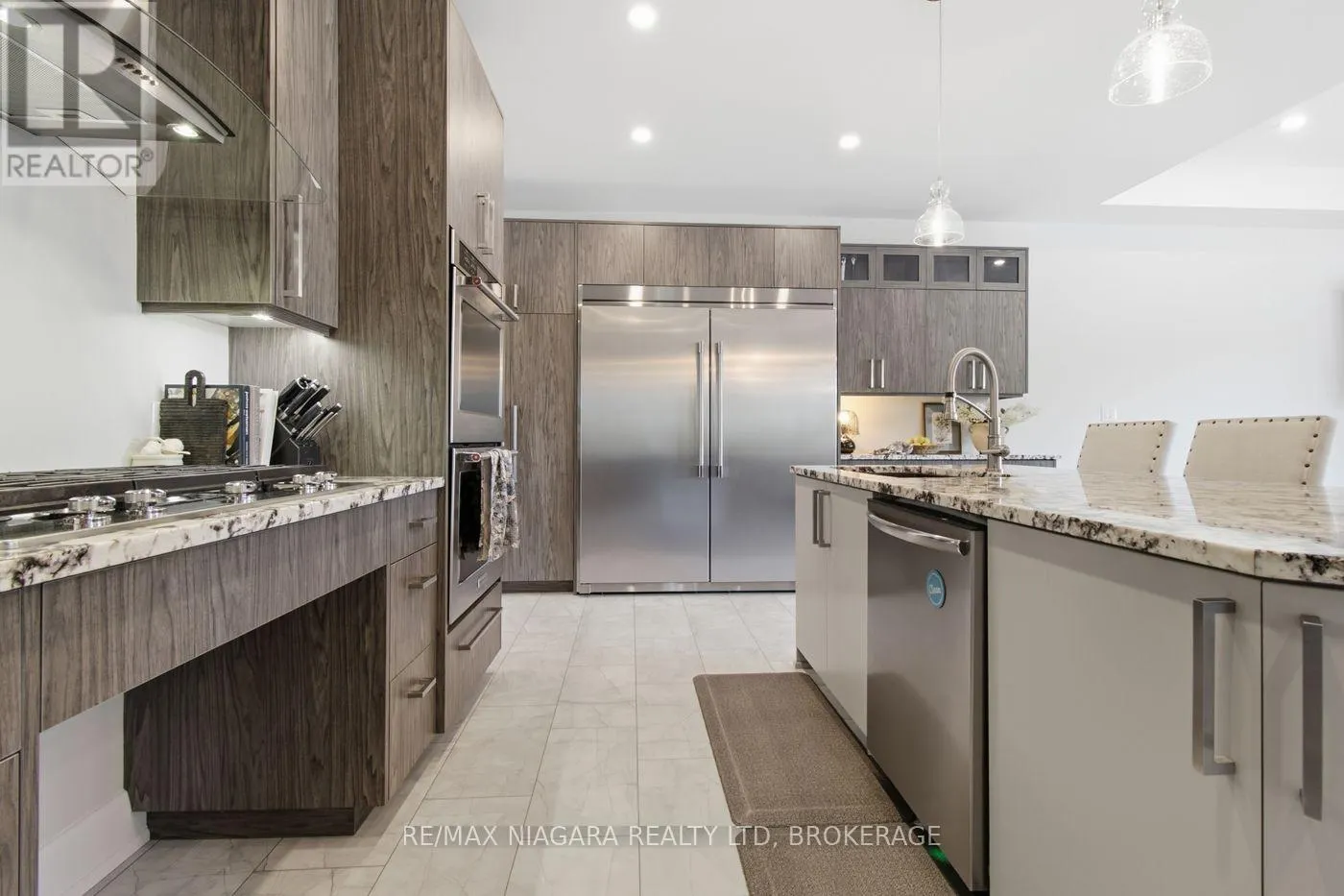 2439 MILLER ROAD