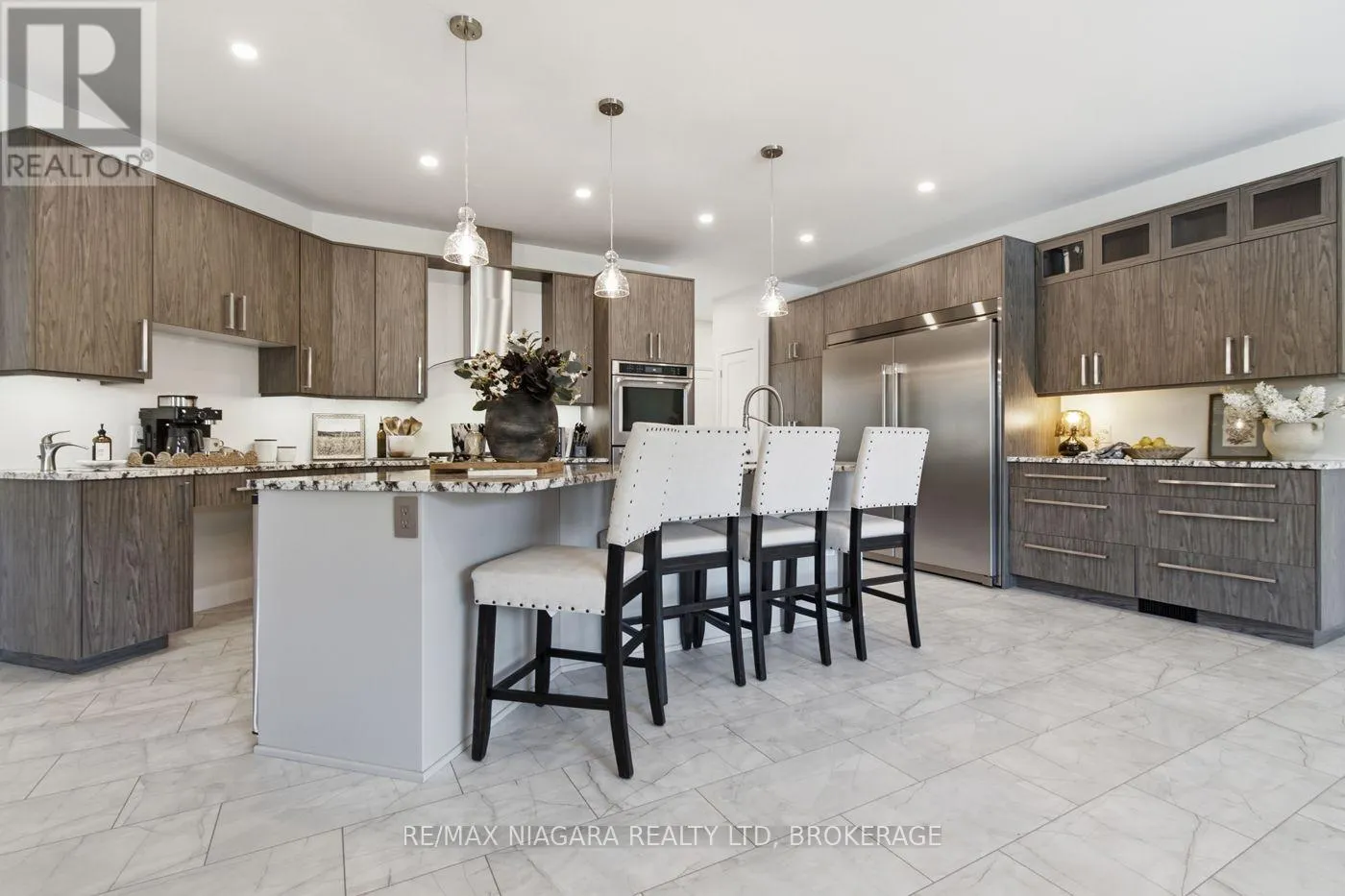 2439 MILLER ROAD