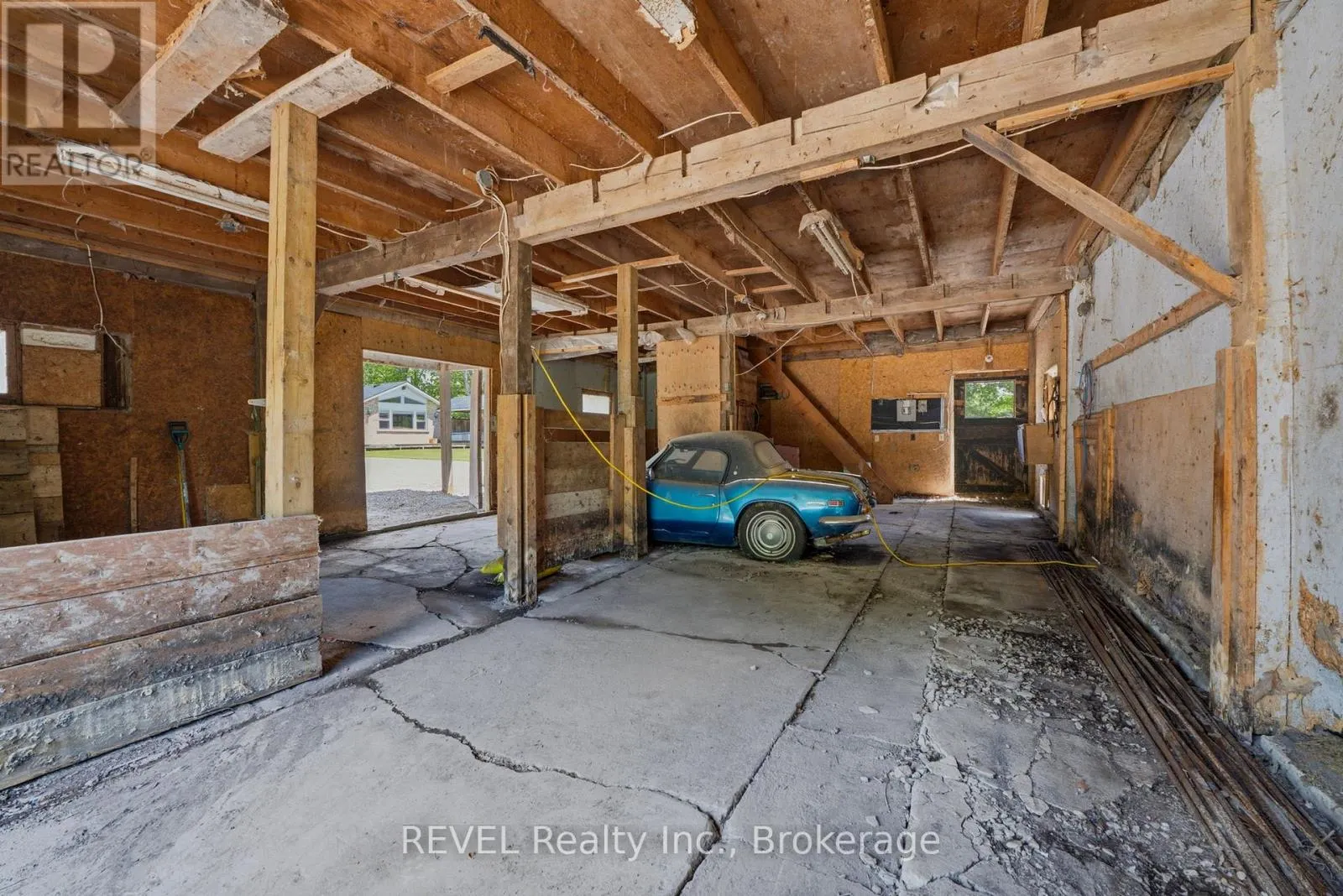 8238 CONCESSION 5 ROAD