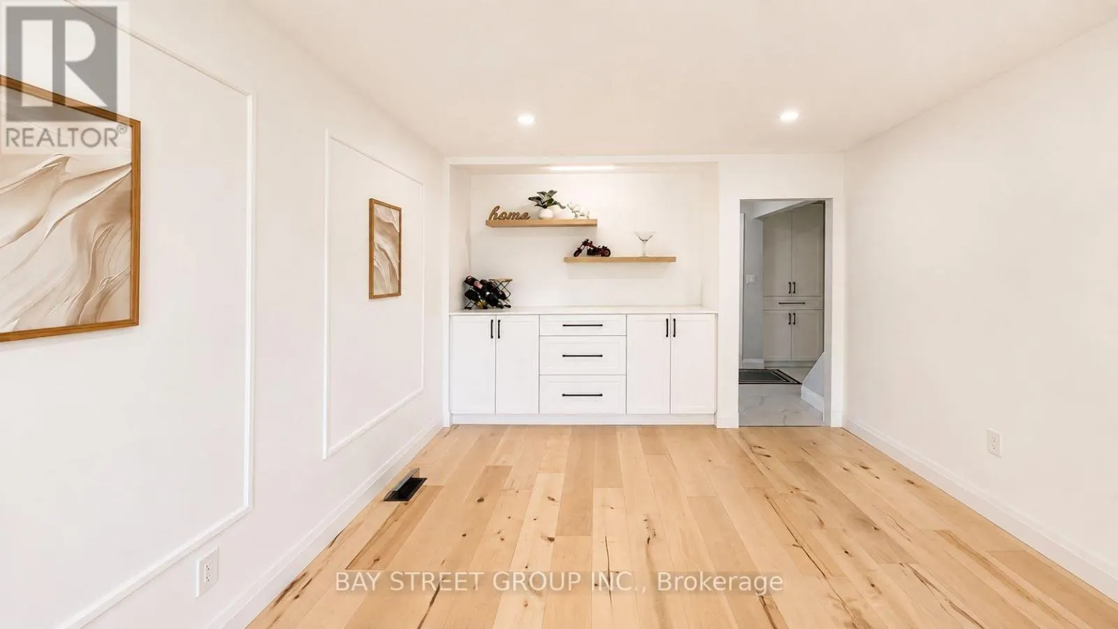3 PARKSIDE DRIVE