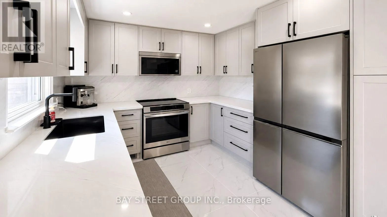 3 PARKSIDE DRIVE
