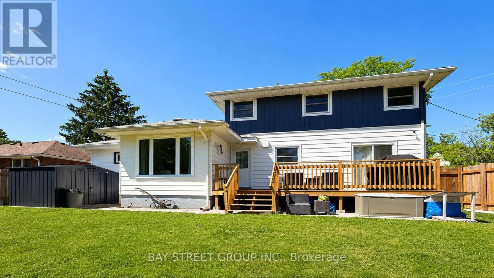 3 PARKSIDE DRIVE