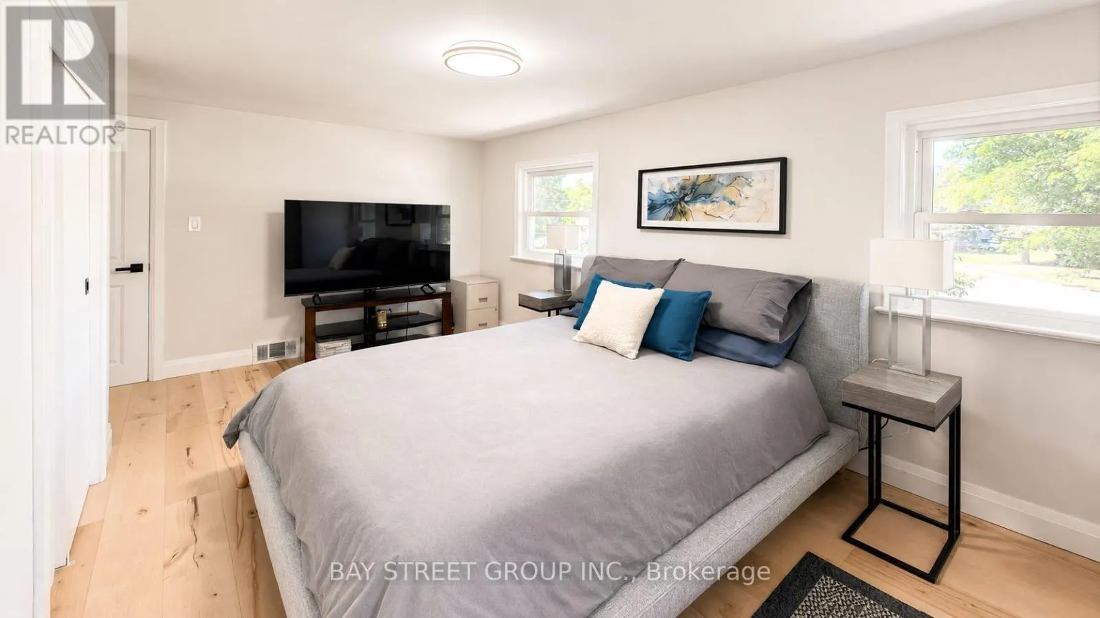 3 PARKSIDE DRIVE