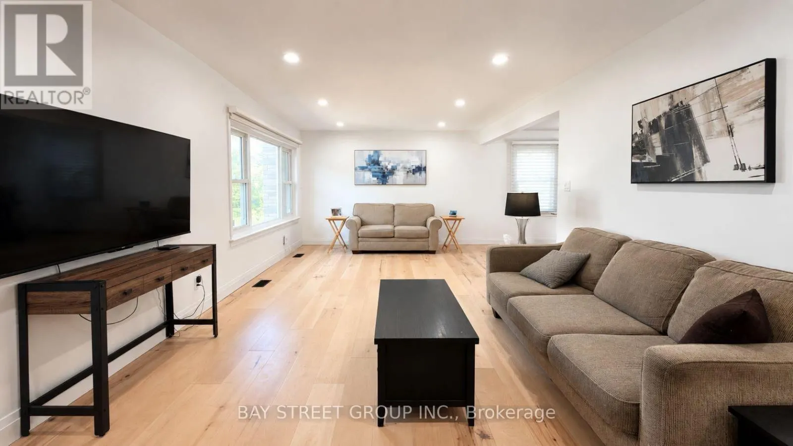 3 PARKSIDE DRIVE