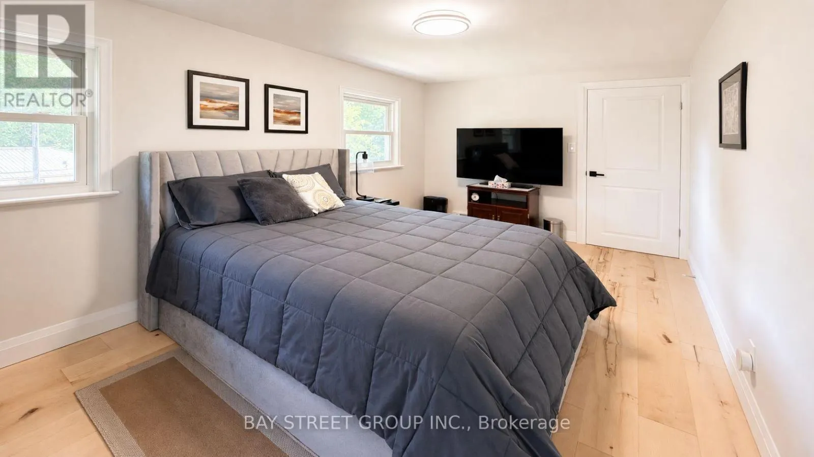 3 PARKSIDE DRIVE
