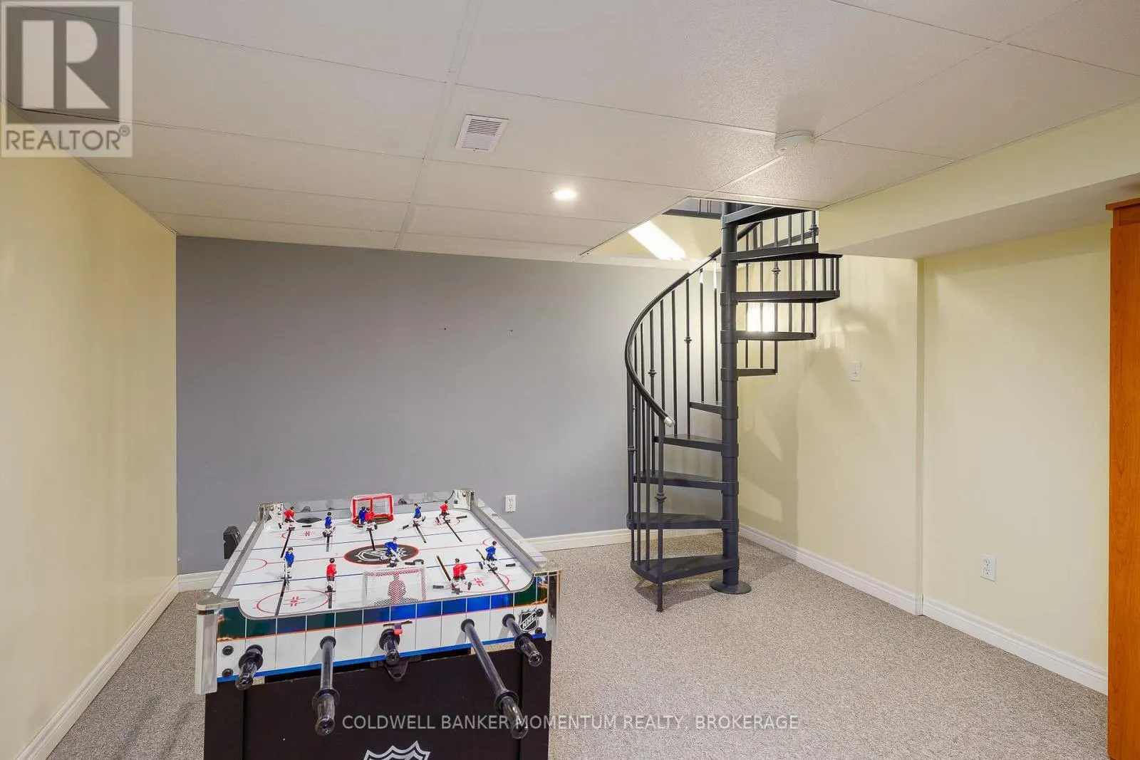 212 LIVINGSTON AVENUE