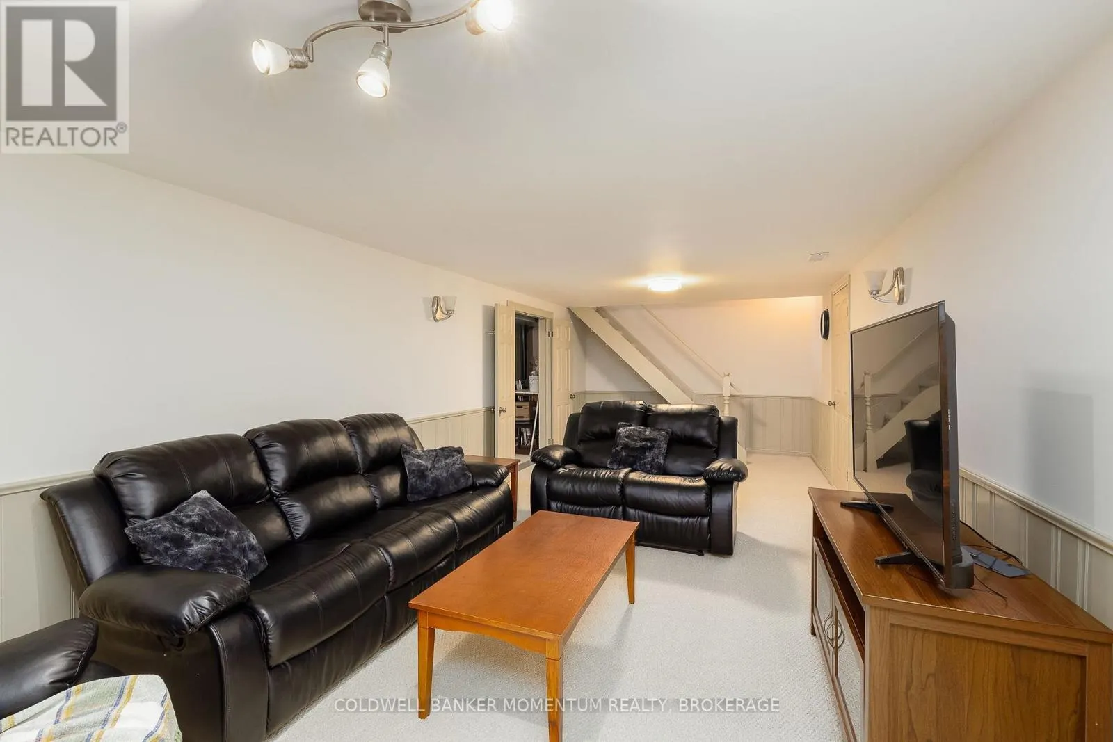 212 LIVINGSTON AVENUE